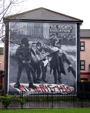 Mural en lembranza dos asasinados