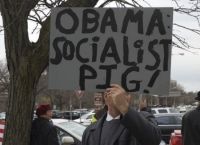 "Obama, porco socialista"