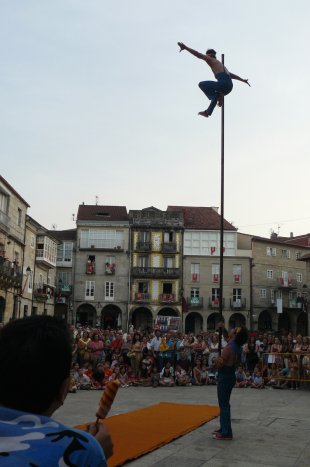 Zahir Circo encheu a Praza Maior da vila