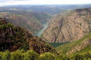 A Ribeira Sacra inspira este emocionante relato